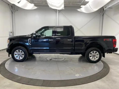 More photos of 2021 Ford F-250SD Platinum at Chillicothe Truck, OH