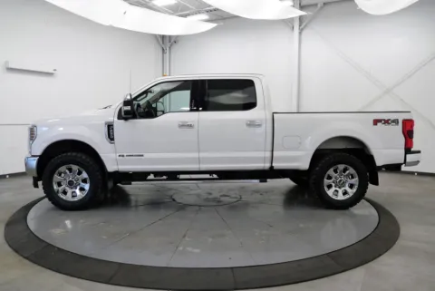 More photos of 2019 Ford F-250SD Lariat at Chillicothe Truck, OH