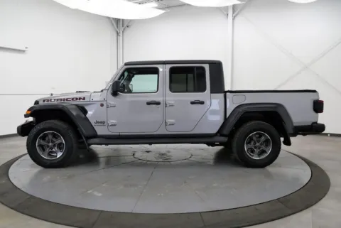 More photos of 2020 Jeep Gladiator Rubicon at Chillicothe Truck, OH