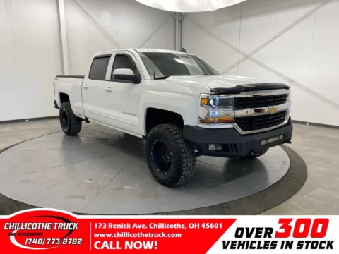 White 2018 Chevrolet Silverado 1500 LT for sale in Chillicothe, OH