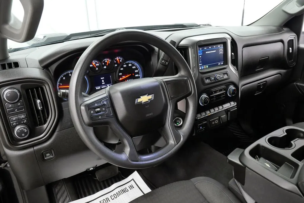 2024 Chevrolet Silverado 2500HD Custom - Photo 12