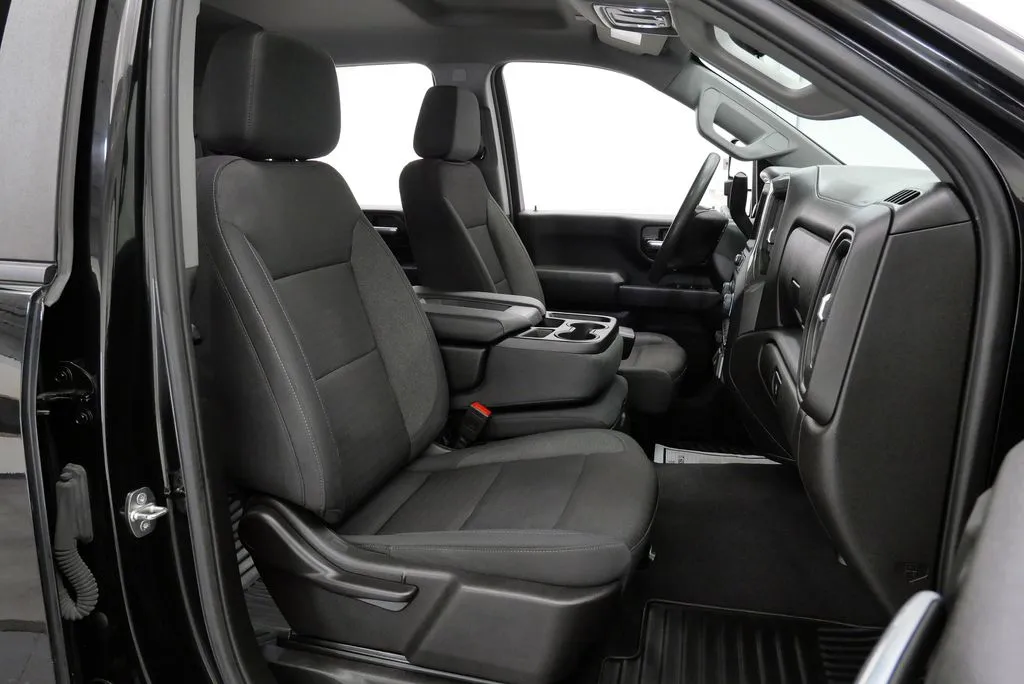 2024 Chevrolet Silverado 2500HD Custom - Photo 15