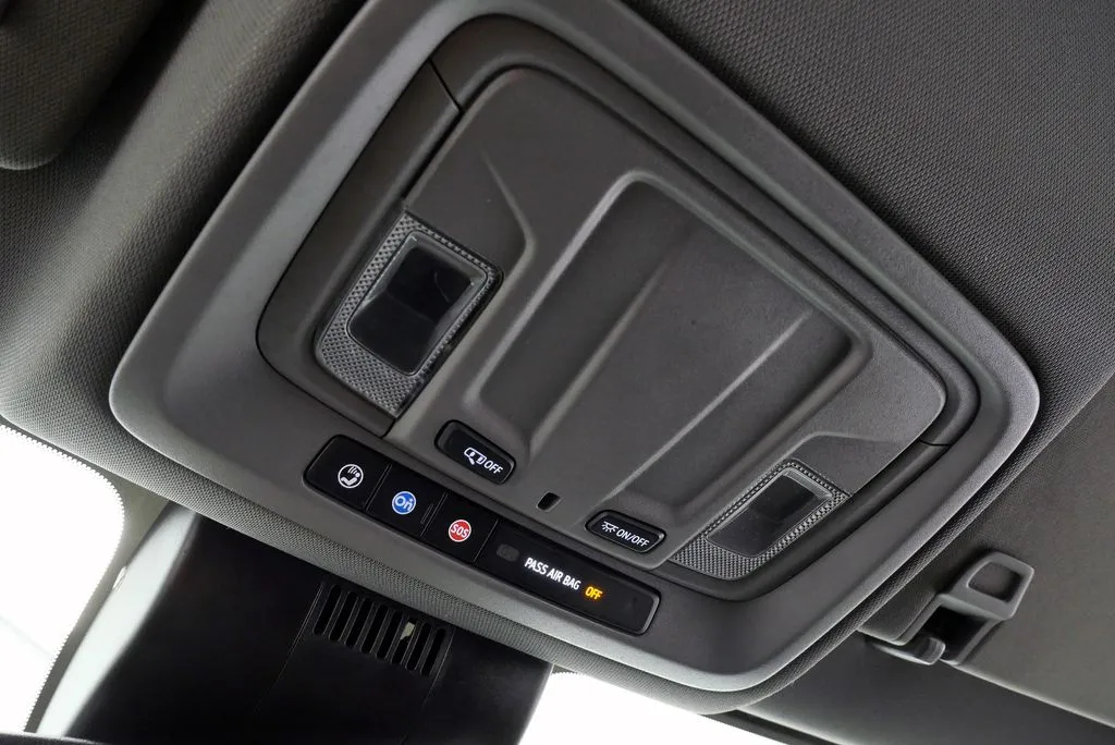 2024 Chevrolet Silverado 2500HD Custom - Photo 31