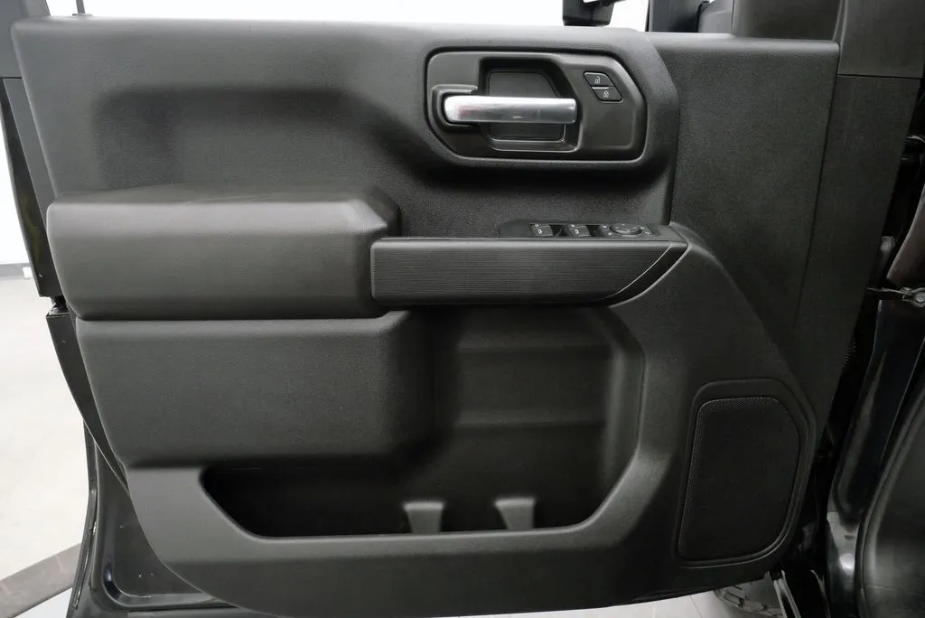 2024 Chevrolet Silverado 2500HD Custom - Photo 13