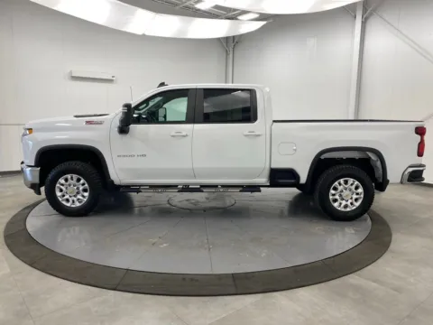 More photos of 2023 Chevrolet Silverado 2500HD LT at Chillicothe Truck, OH