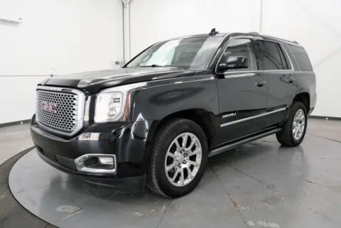 Another view of 2015 GMC Yukon Denali for sale in Chillicothe, OH at Chillicothe Truck