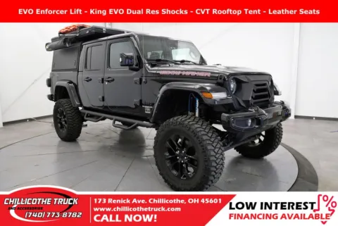 Black 2022 Jeep Gladiator Overland for sale in Chillicothe, OH