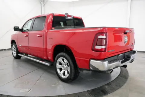 More photos of 2019 Ram 1500 Big Horn/Lone Star at Chillicothe Truck, OH