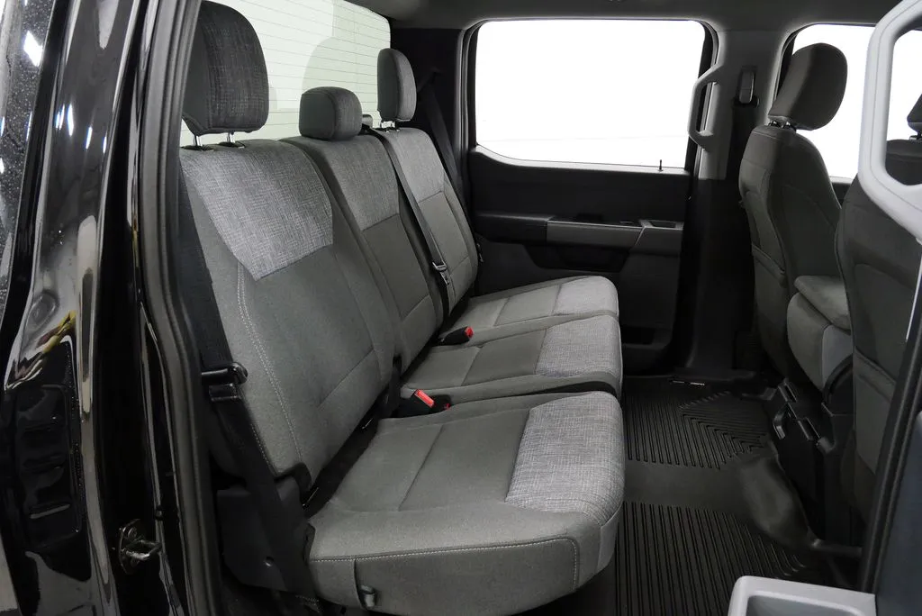 2022 Ford F-150 XLT - Photo 17