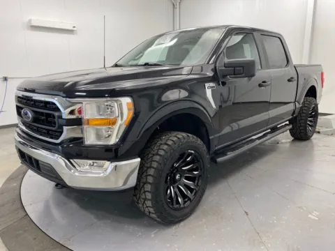 Another view of 2022 Ford F-150 XLT for sale in Chillicothe, OH at Chillicothe Truck
