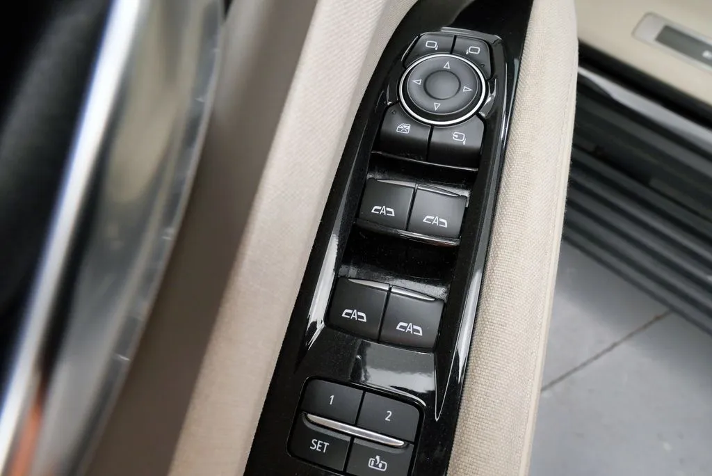 2021 Cadillac Escalade Premium Luxury Platinum - Photo 13