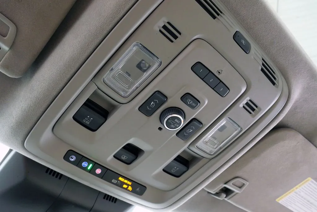 2021 Cadillac Escalade Premium Luxury Platinum - Photo 38