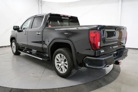 More photos of 2023 GMC Sierra 1500 Denali at Chillicothe Truck, OH
