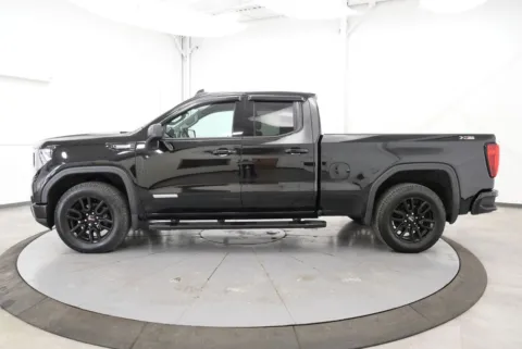 More photos of 2023 GMC Sierra 1500 Elevation at Chillicothe Truck, OH