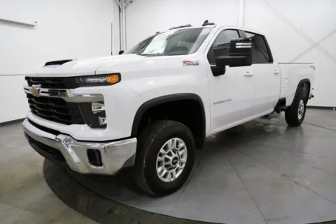 Another view of 2024 Chevrolet Silverado 2500HD LT for sale in Chillicothe, OH at Chillicothe Truck