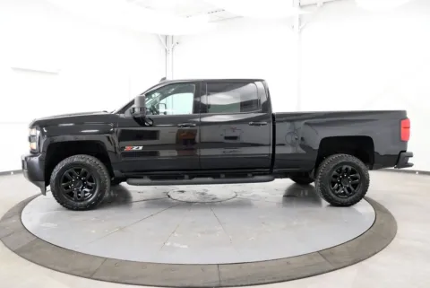 More photos of 2016 Chevrolet Silverado 2500HD LT at Chillicothe Truck, OH