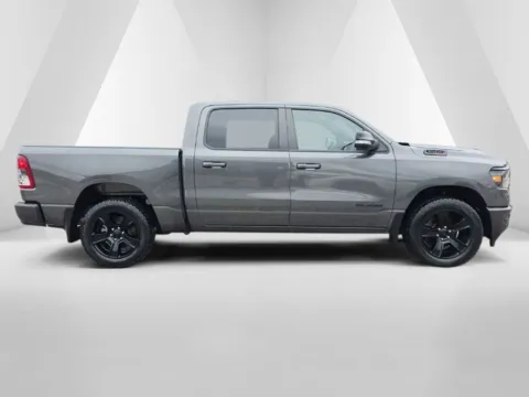 More photos of 2022 Ram 1500 Big Horn/Lone Star at Chillicothe Truck, OH
