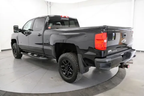 More photos of 2019 Chevrolet Silverado 2500HD LTZ at Chillicothe Truck, OH