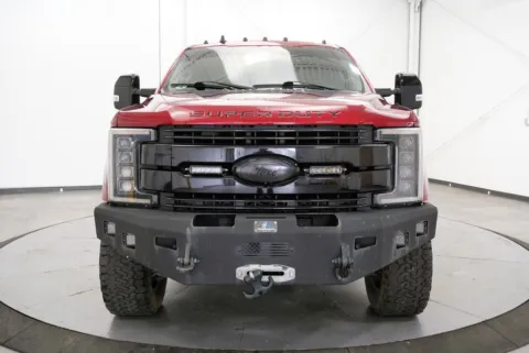 Photos of 2019 Ford F-250SD Lariat for sale in Chillicothe, OH at Chillicothe Truck