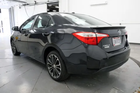 More photos of 2016 Toyota Corolla L at Chillicothe Truck, OH