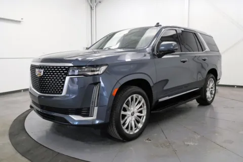 Another view of 2021 Cadillac Escalade Premium Luxury for sale in Chillicothe, OH at Chillicothe Truck