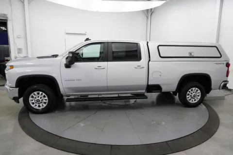 More photos of 2021 Chevrolet Silverado 2500 HD LT at Chillicothe Truck, OH