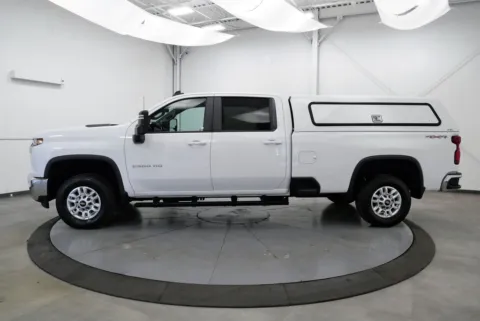 More photos of 2021 Chevrolet Silverado 2500HD LT at Chillicothe Truck, OH