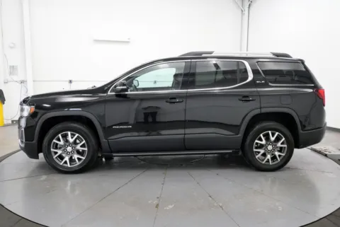 More photos of 2023 GMC Acadia SLE at Chillicothe Truck, OH