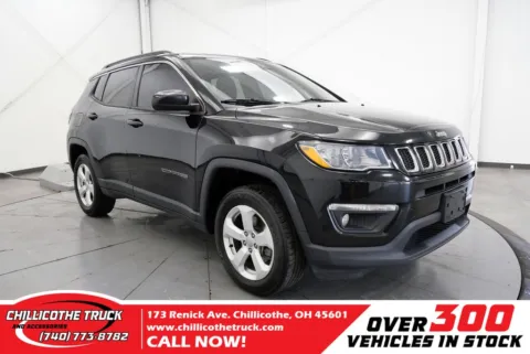 Black 2020 Jeep Compass Latitude for sale in Chillicothe, OH