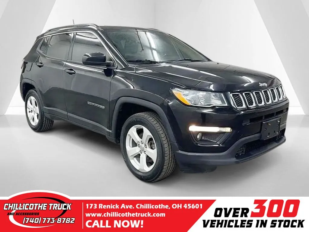 Black 2020 Jeep Compass Latitude for sale in Chillicothe, OH