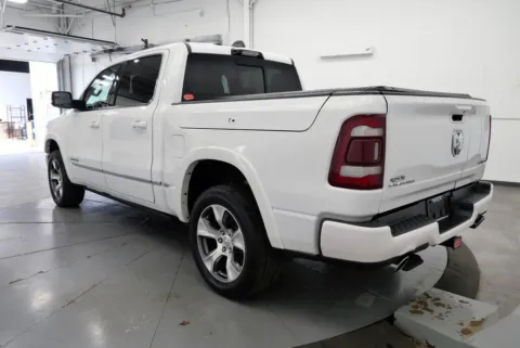 More photos of 2024 Ram 1500 Limited at Chillicothe Truck, OH