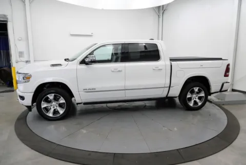 More photos of 2024 Ram 1500 Limited at Chillicothe Truck, OH
