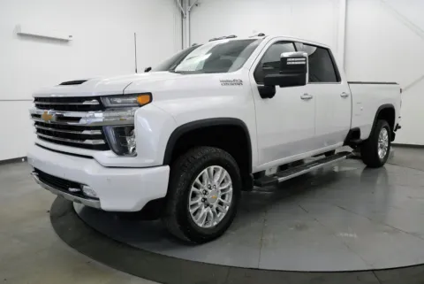 Another view of 2023 Chevrolet Silverado 3500 HD High Country for sale in Chillicothe, OH at Chillicothe Truck