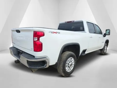 More photos of 2020 Chevrolet Silverado 2500HD LT at Chillicothe Truck, OH