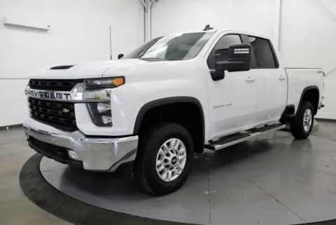 Another view of 2020 Chevrolet Silverado 2500HD LT for sale in Chillicothe, OH at Chillicothe Truck