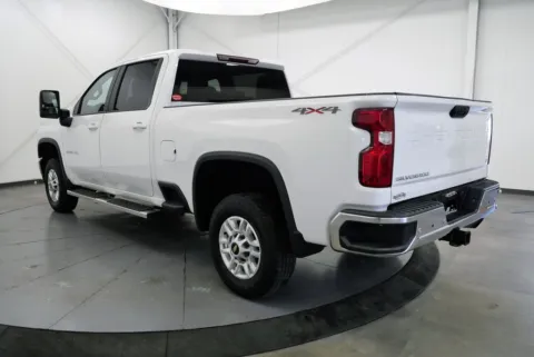 More photos of 2020 Chevrolet Silverado 2500HD LT at Chillicothe Truck, OH