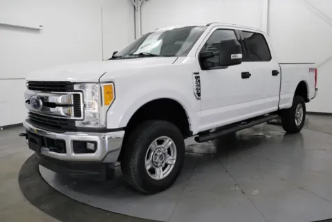 Another view of 2017 Ford F-250SD XLT for sale in Chillicothe, OH at Chillicothe Truck