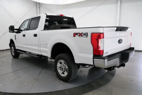 More photos of 2017 Ford F-250SD XLT at Chillicothe Truck, OH