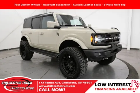 Brown 2025 Ford Bronco Outer Banks for sale in Chillicothe, OH
