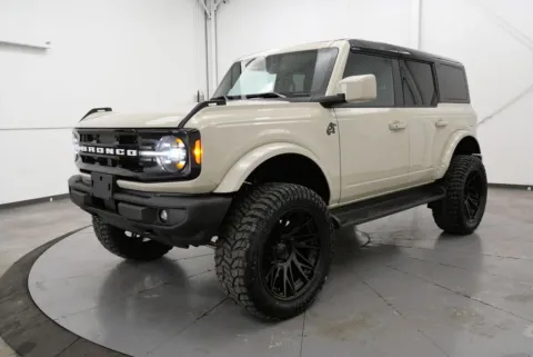 Another view of 2025 Ford Bronco Outer Banks for sale in Chillicothe, OH at Chillicothe Truck
