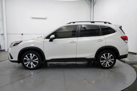 More photos of 2023 Subaru Forester Limited at Chillicothe Truck, OH