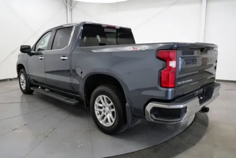 More photos of 2020 Chevrolet Silverado 1500 LTZ at Chillicothe Truck, OH