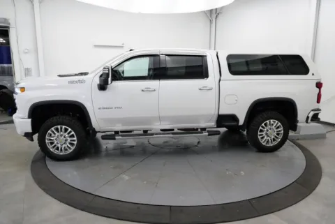 More photos of 2023 Chevrolet Silverado 2500HD High Country at Chillicothe Truck, OH