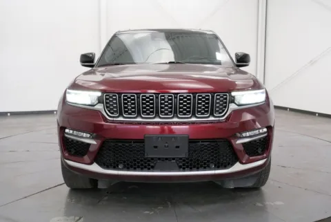 Photos of 2022 Jeep Grand Cherokee Summit for sale in Chillicothe, OH at Chillicothe Truck