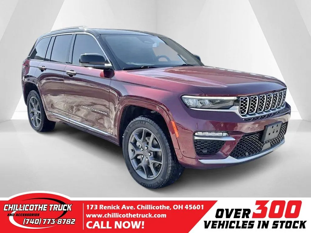 Red 2022 Jeep Grand Cherokee Summit for sale in Chillicothe, OH
