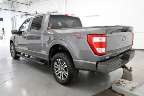More photos of 2021 Ford F-150 XL at Chillicothe Truck, OH