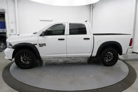 More photos of 2020 Ram 1500 Classic Express at Chillicothe Truck, OH
