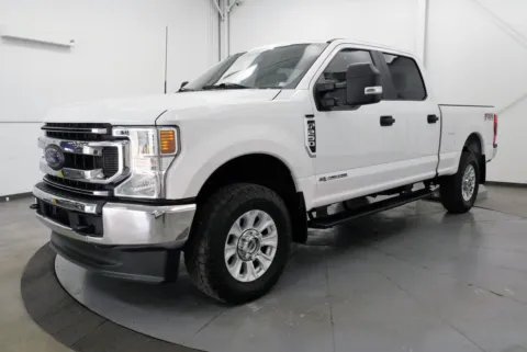 Another view of 2022 Ford F-250SD XLT for sale in Chillicothe, OH at Chillicothe Truck