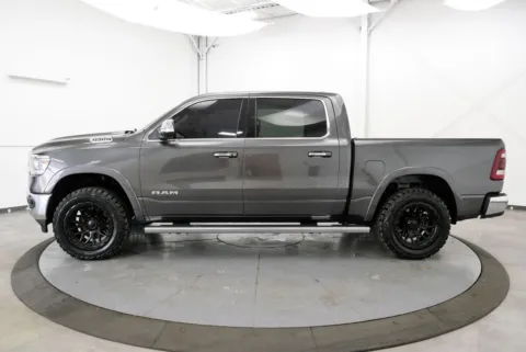 More photos of 2022 Ram 1500 Laramie at Chillicothe Truck, OH
