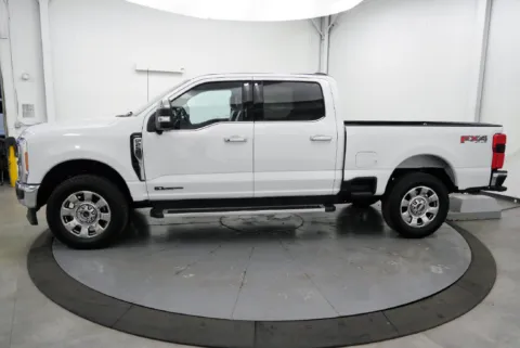More photos of 2023 Ford F-250SD Lariat at Chillicothe Truck, OH